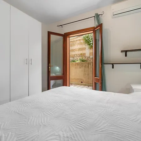 Hugo House * Buggerru