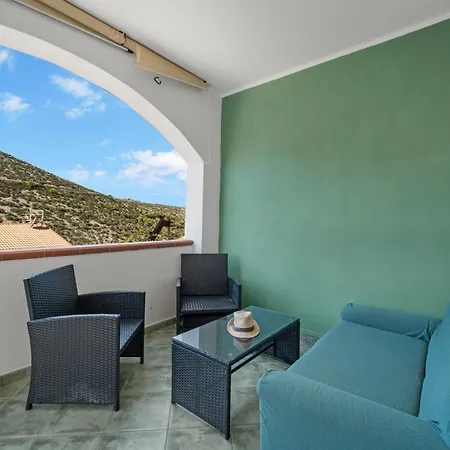 Hugo House * Buggerru