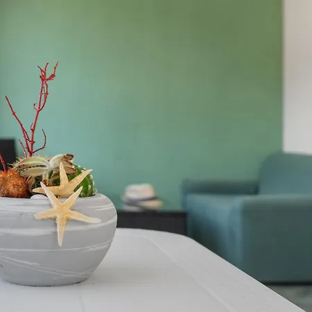 Hugo House 펜션 부게루